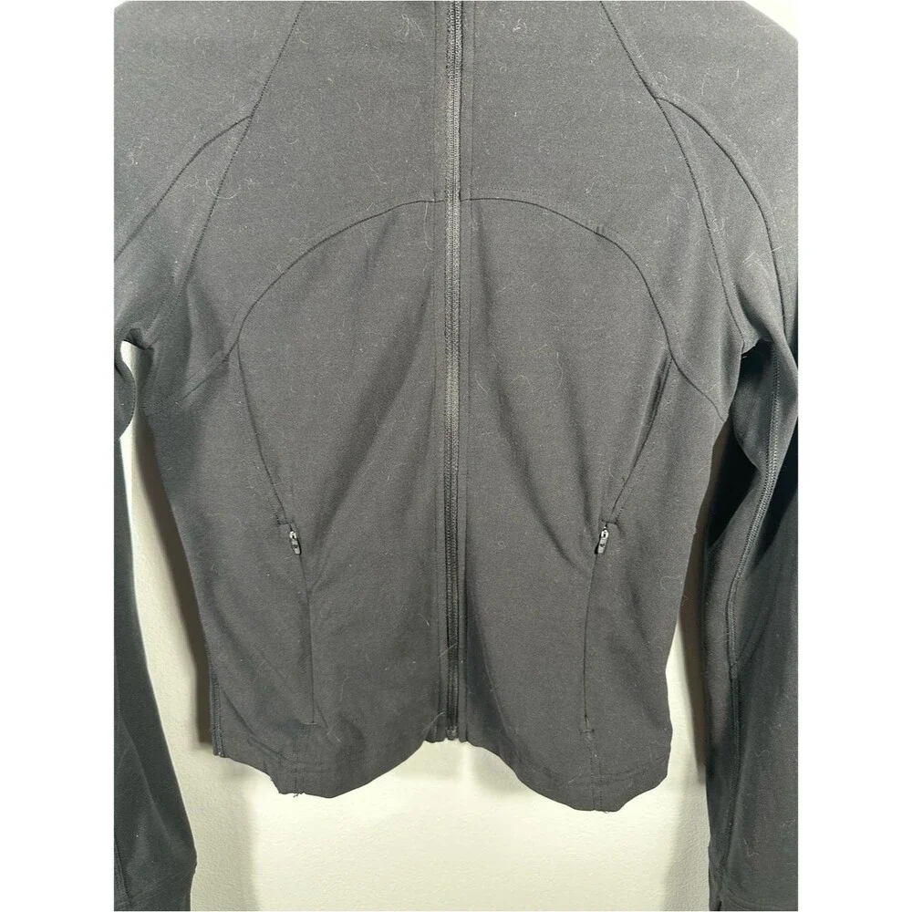 Lululemon Black Nulu Cropped Define Jacket Size 6 Gym Workout Activewear Chic